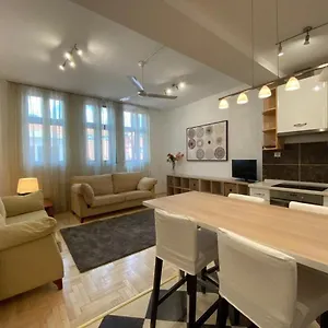 Apartamento Downtown Gozsdu Vibe Ii, Budapest