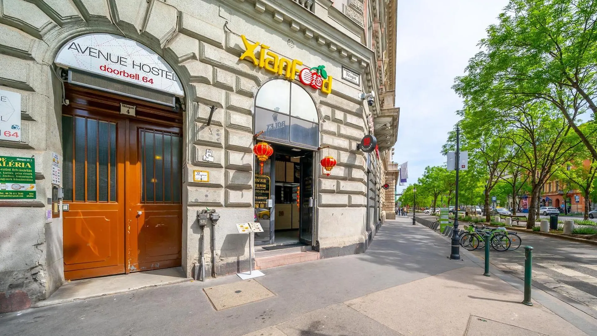 Oktogon Four Residence Budapest Hungría