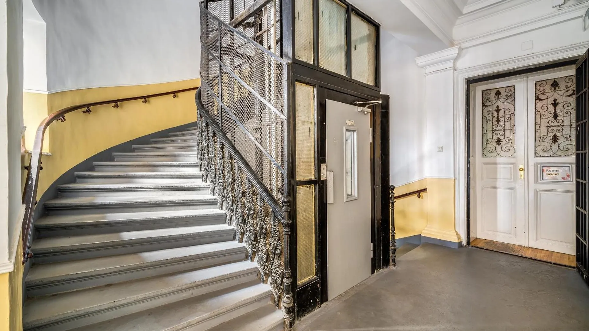 Oktogon Four Residence Budapest 0*,