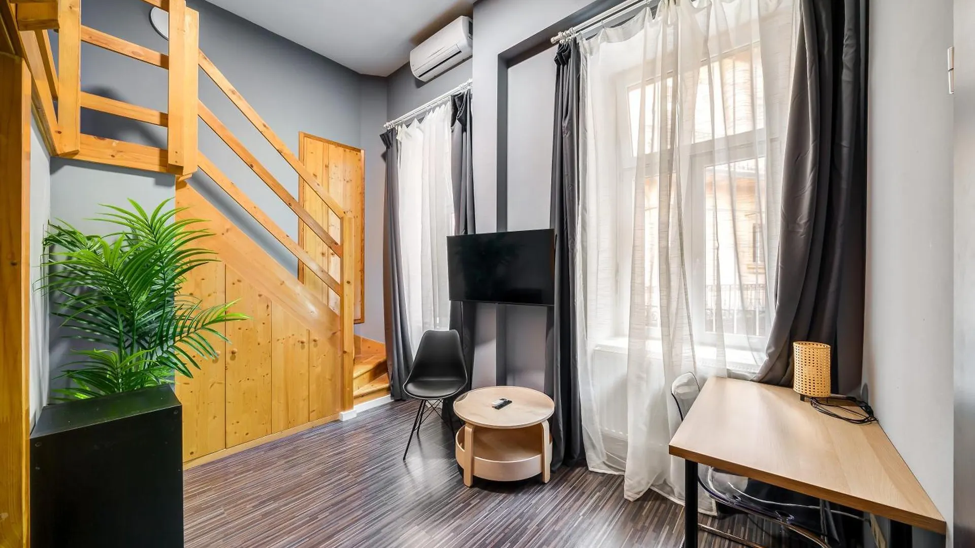 Oktogon Four Residence Budapest Apartamento